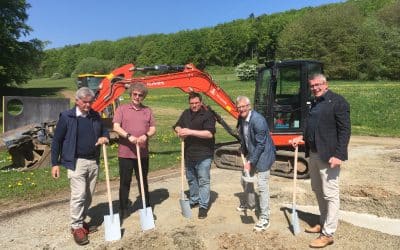 Spatenstich für den Soccercourt